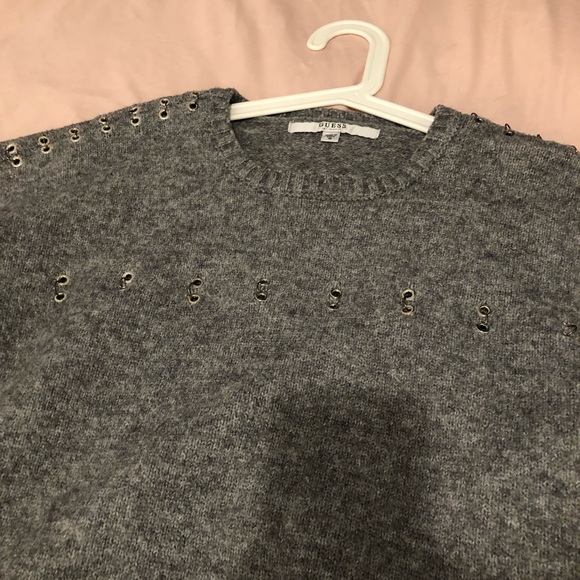 GUESS sweater ! - Picture 4 of 4